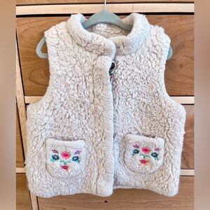 Mini Boden Sherpa Faux Fur Vest - Size 5/6